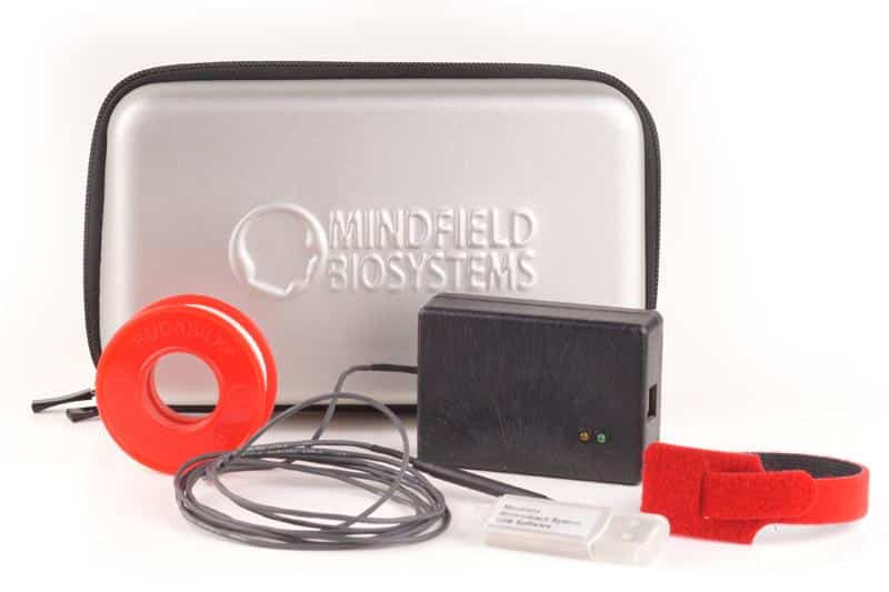 Mindfield skin-temperature sensor kit with pouch, sensor ring and wristband